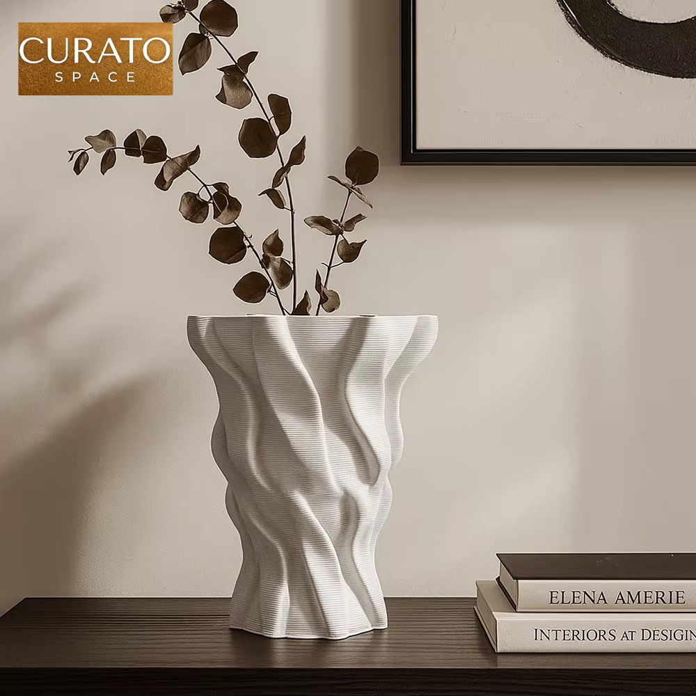 The Folded Vase